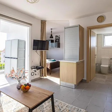 Apartment Cosy At Lykavitos *