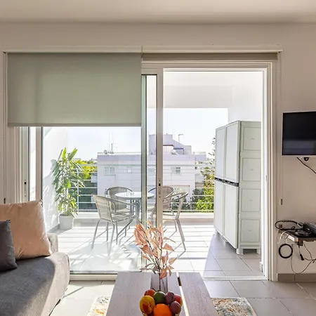 Apartment Cosy At Lykavitos