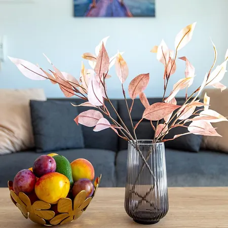 Cosy At Lykavitos Apartamento