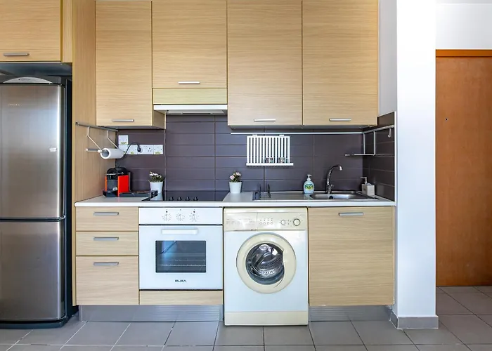 Cosy At Lykavitos Lägenhet *